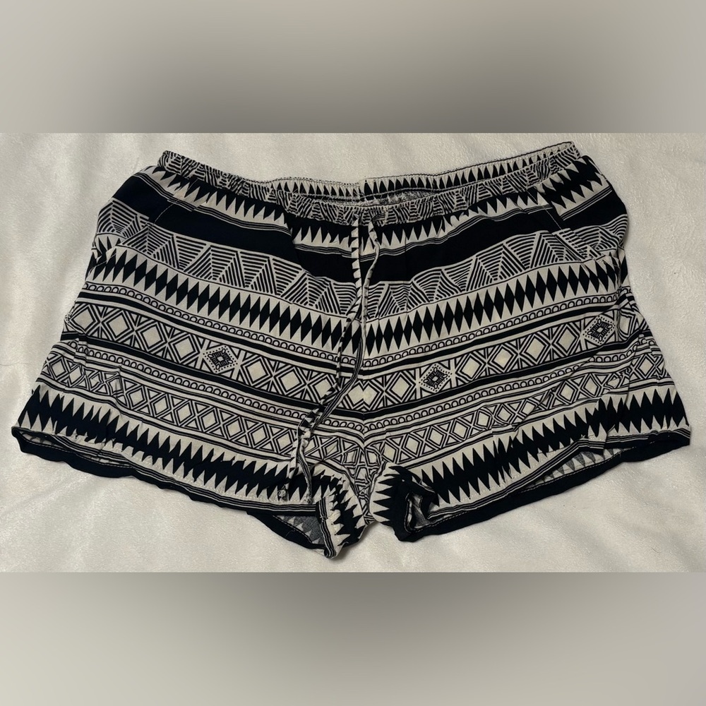 No Boundaries Black & White Aztec Drawstring Shorts